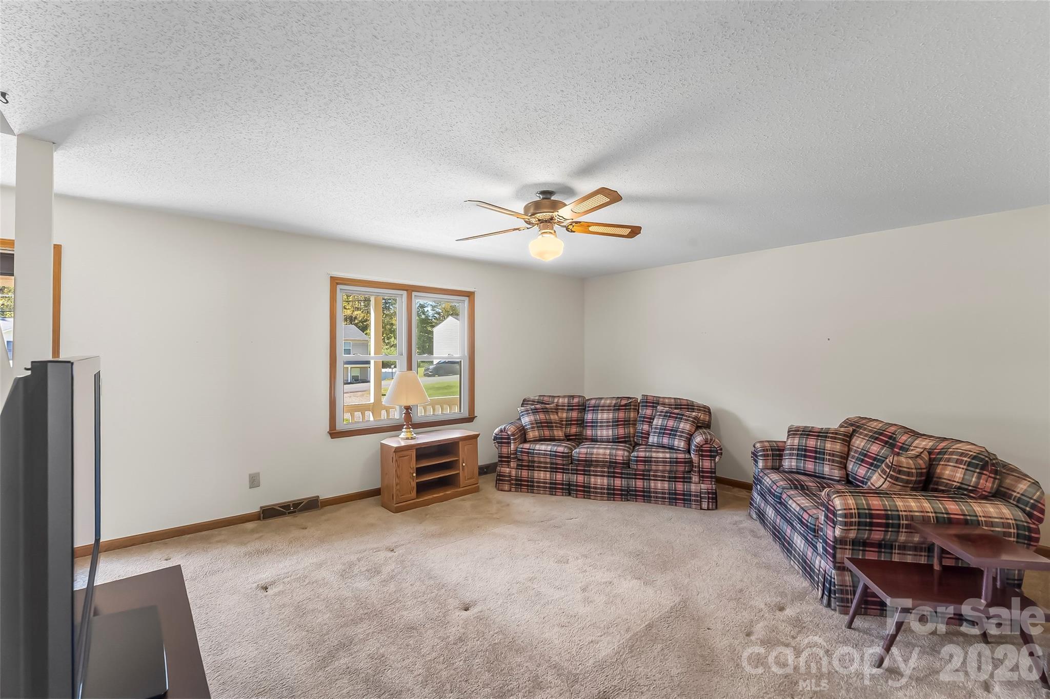 2207 Beauty Street Beauty Street