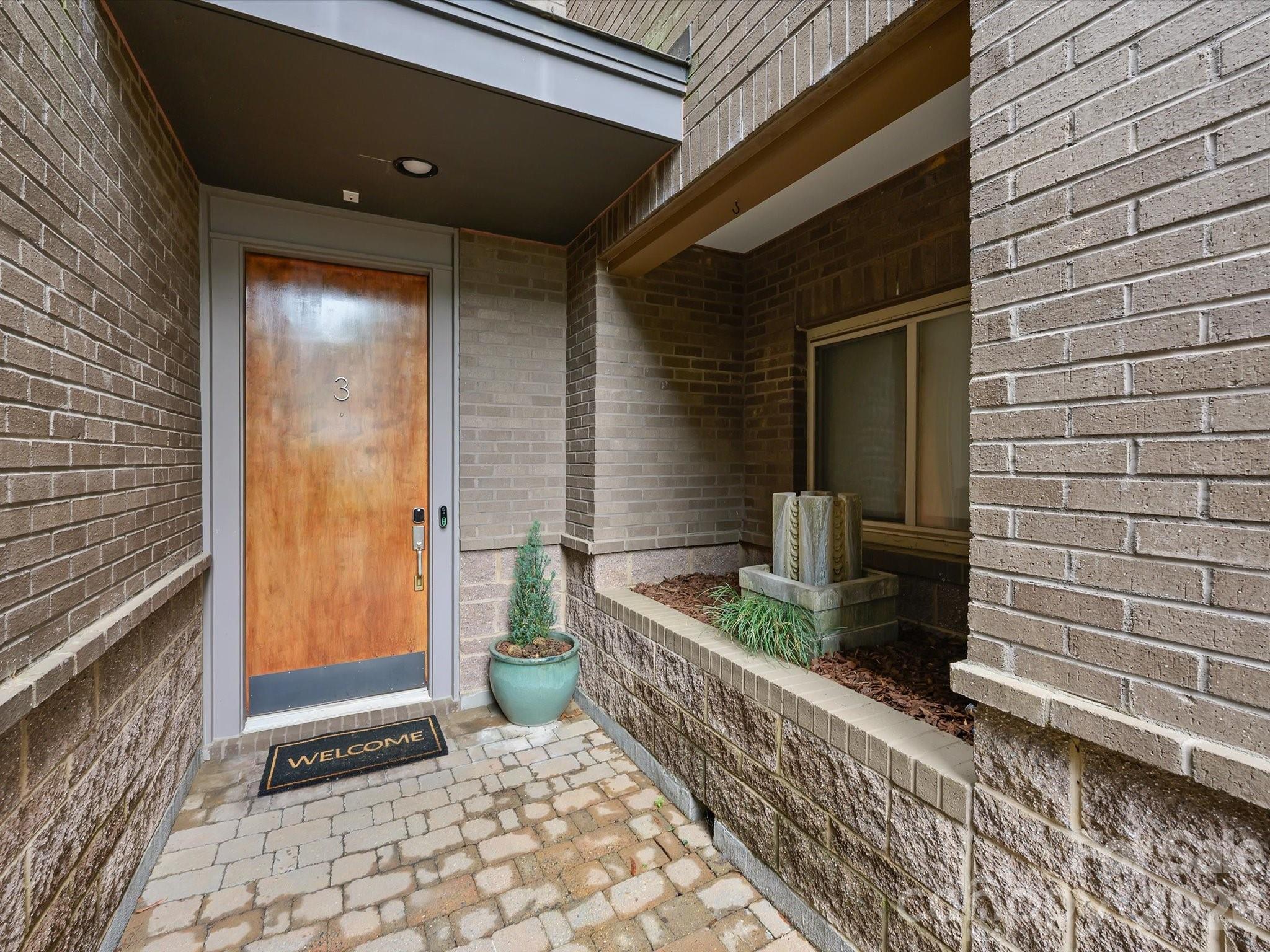 420 Queens Road