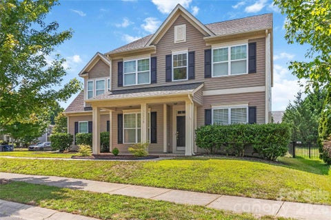 Photo of 15718 Gallant Ridge Place, Huntersville, NC 28078 (MLS # 4405490)