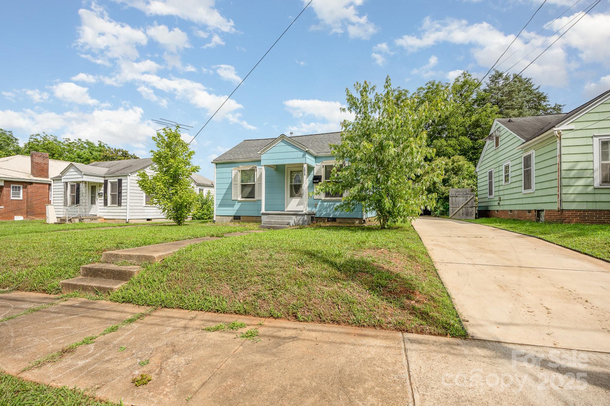 1019 Richard Street