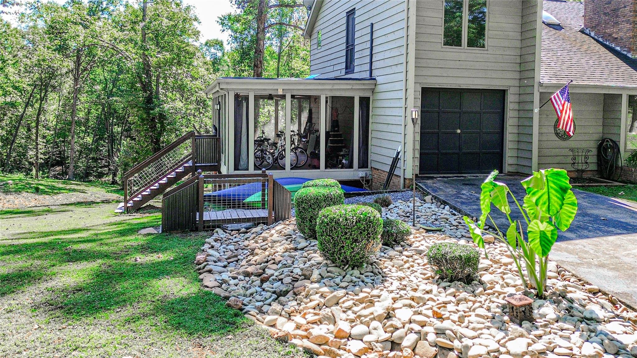 142 Padgett-Burns Road