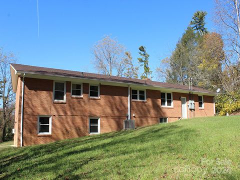 A home in Hendersonville