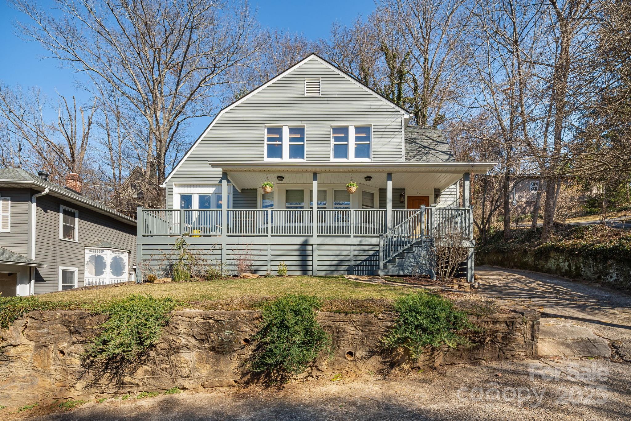 22 Kenilwood Place
