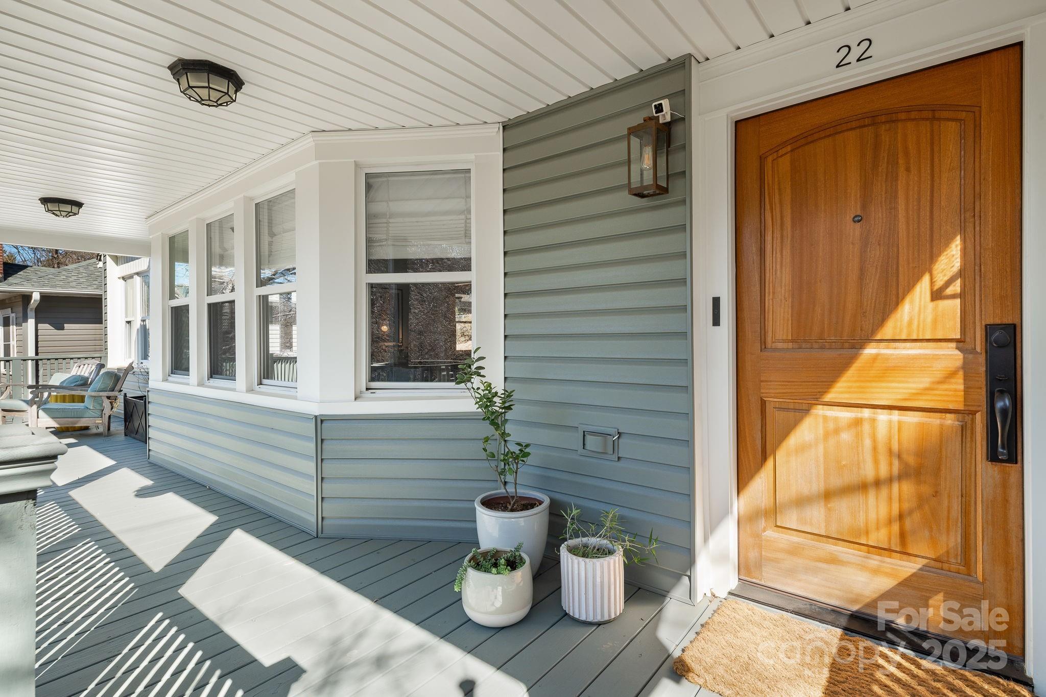 22 Kenilwood Place