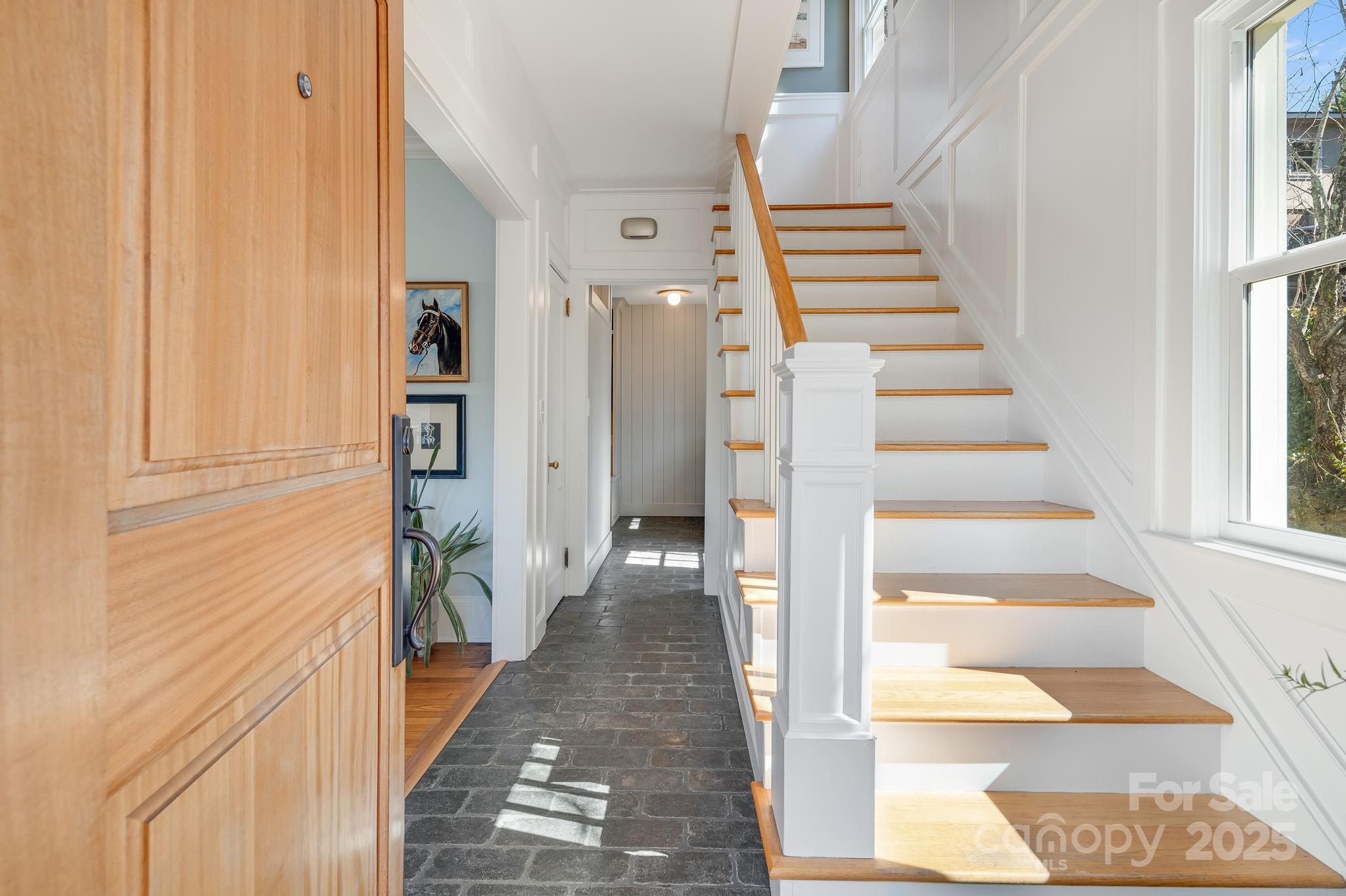 22 Kenilwood Place