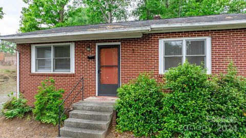 A home in Hickory