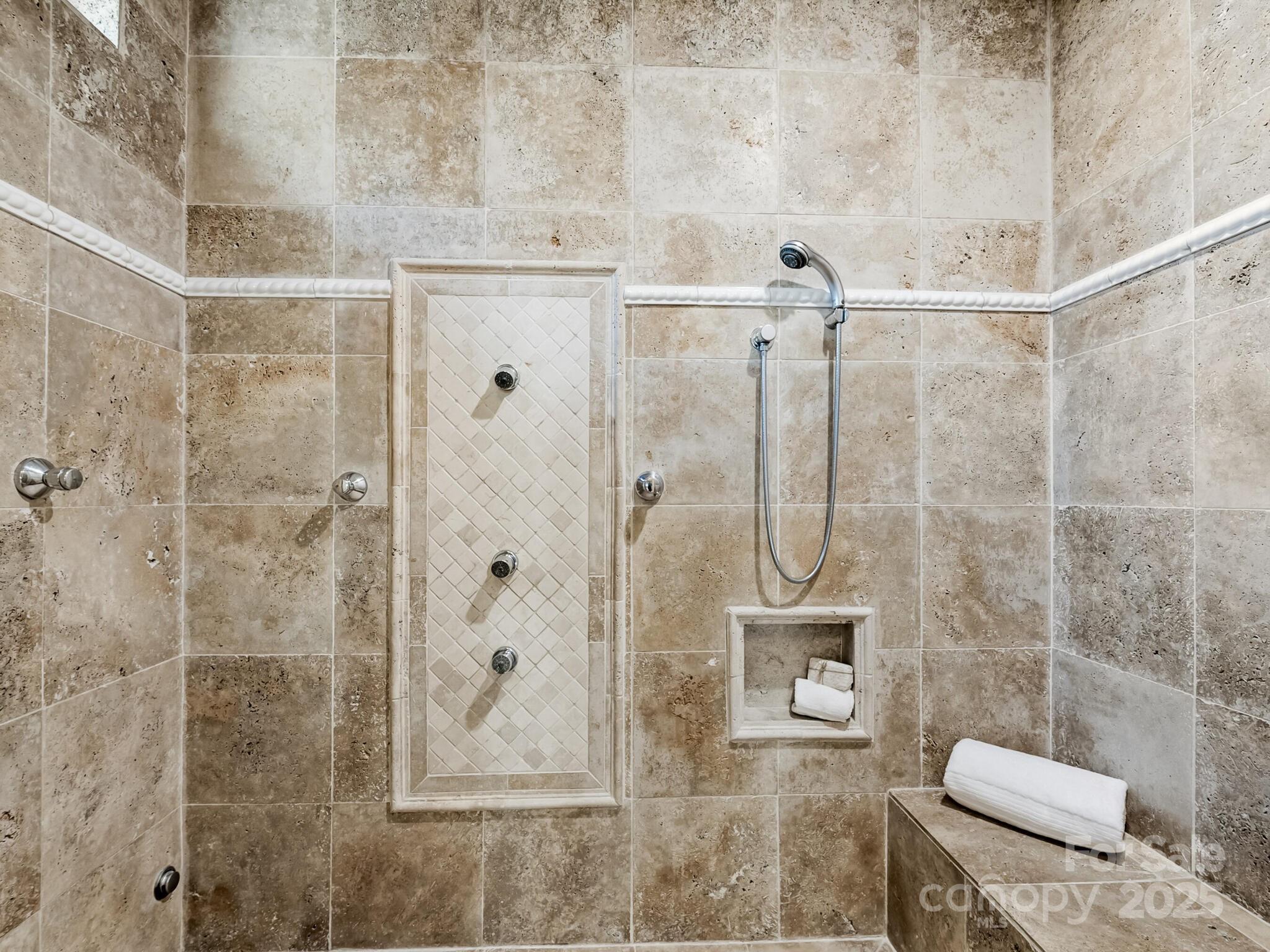 Seven Eagles - Residential