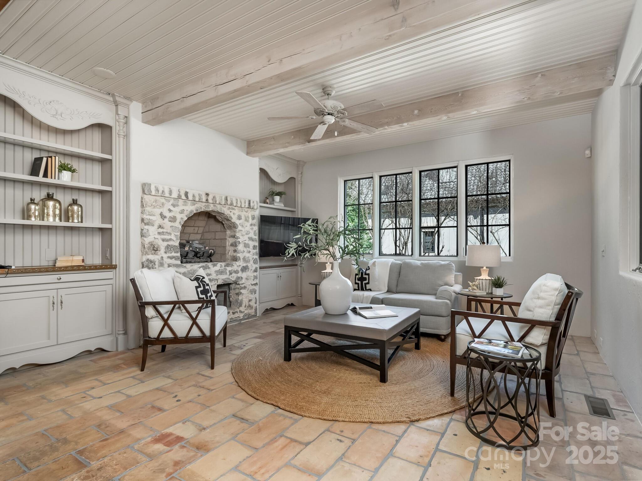 Seven Eagles - Residential