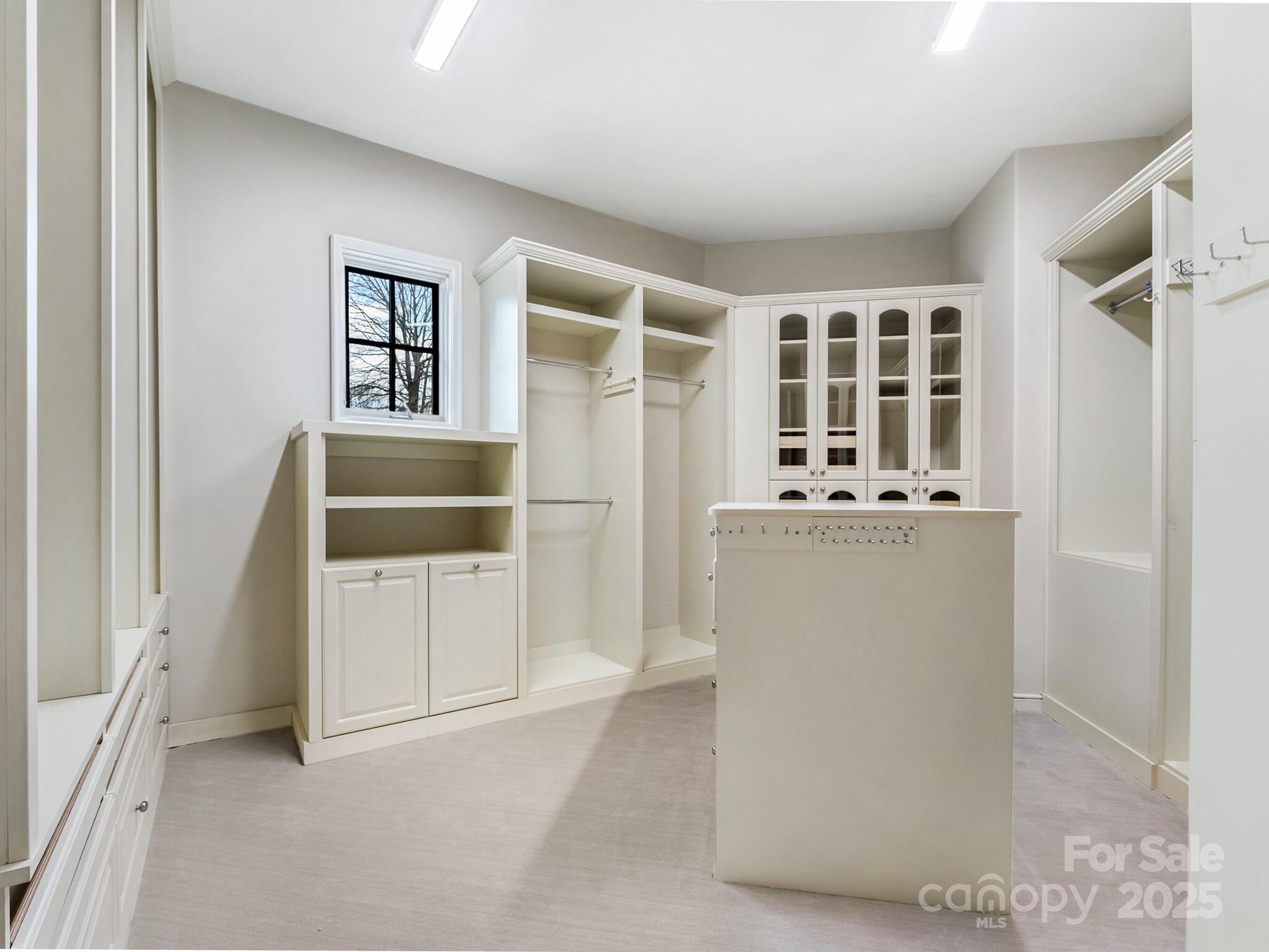 Seven Eagles - Residential