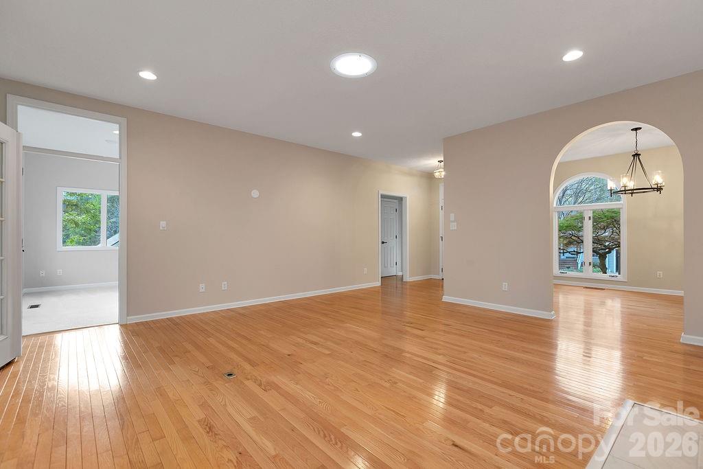 Deerlake Village - Residential