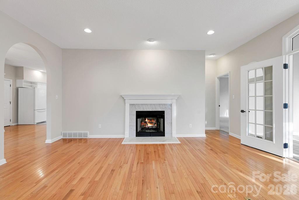 Deerlake Village - Residential