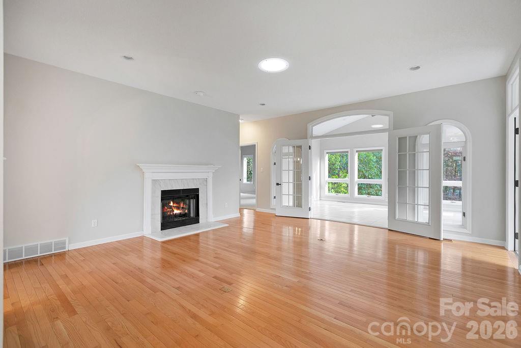 Deerlake Village - Residential