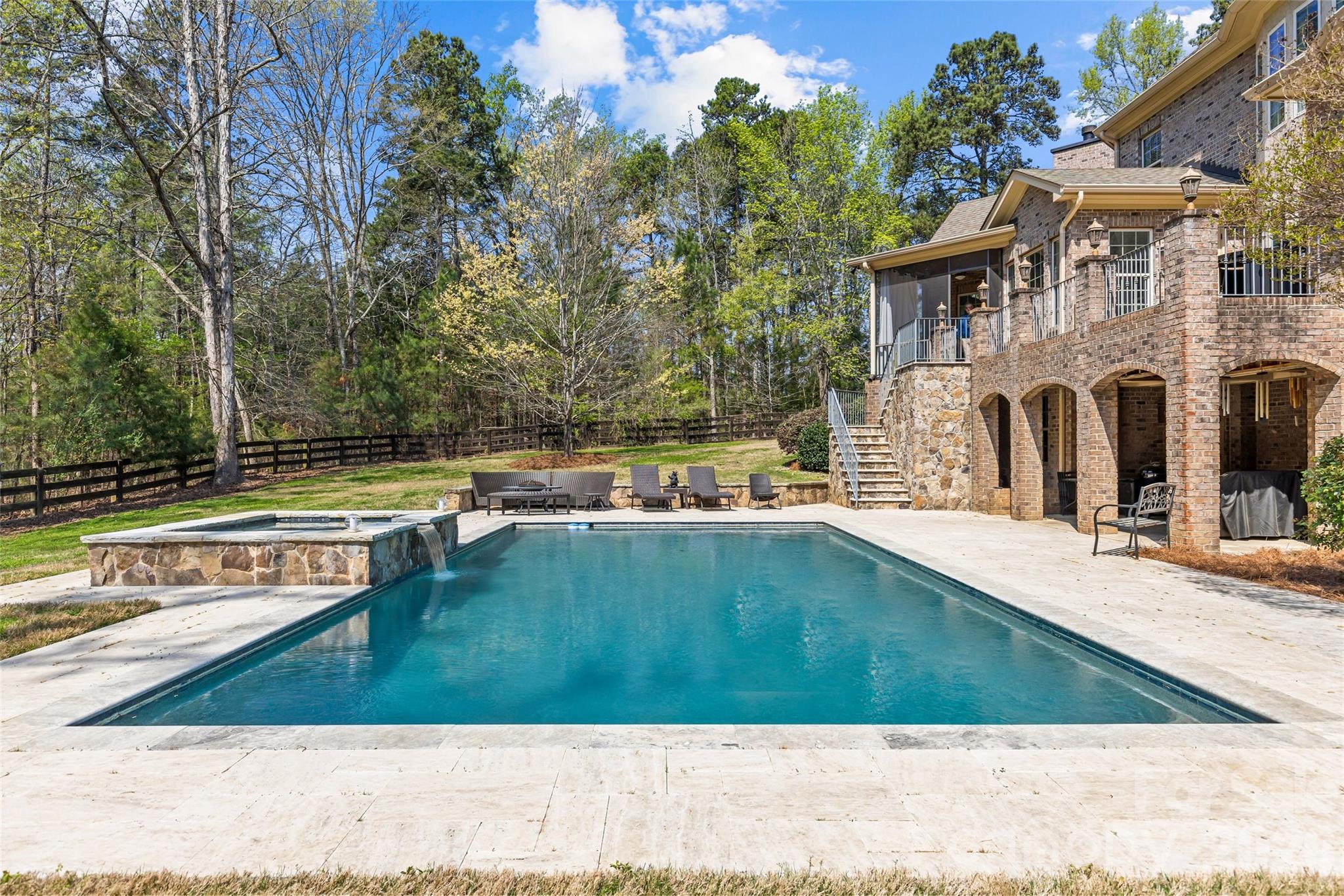 The Retreat - Residential