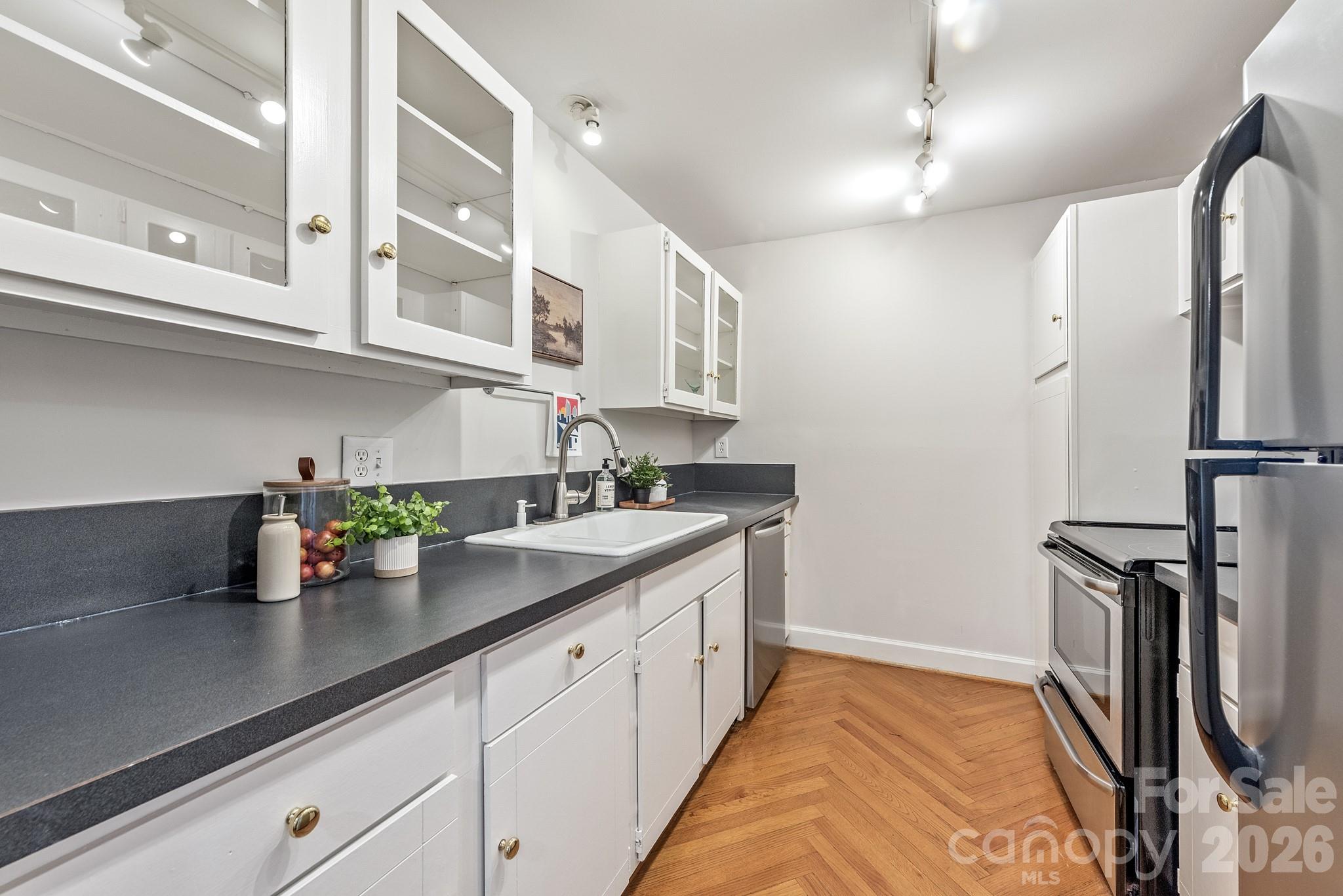 Myers Park - Residential