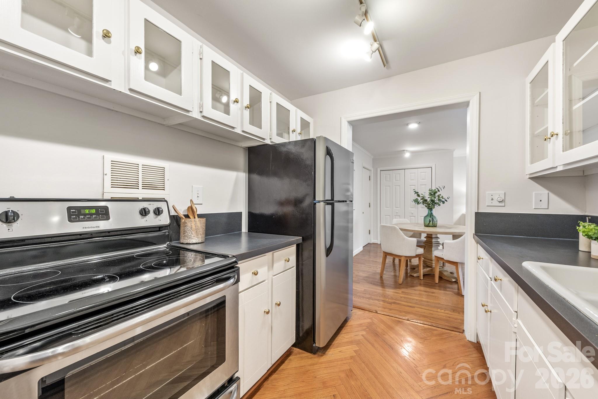 Myers Park - Residential