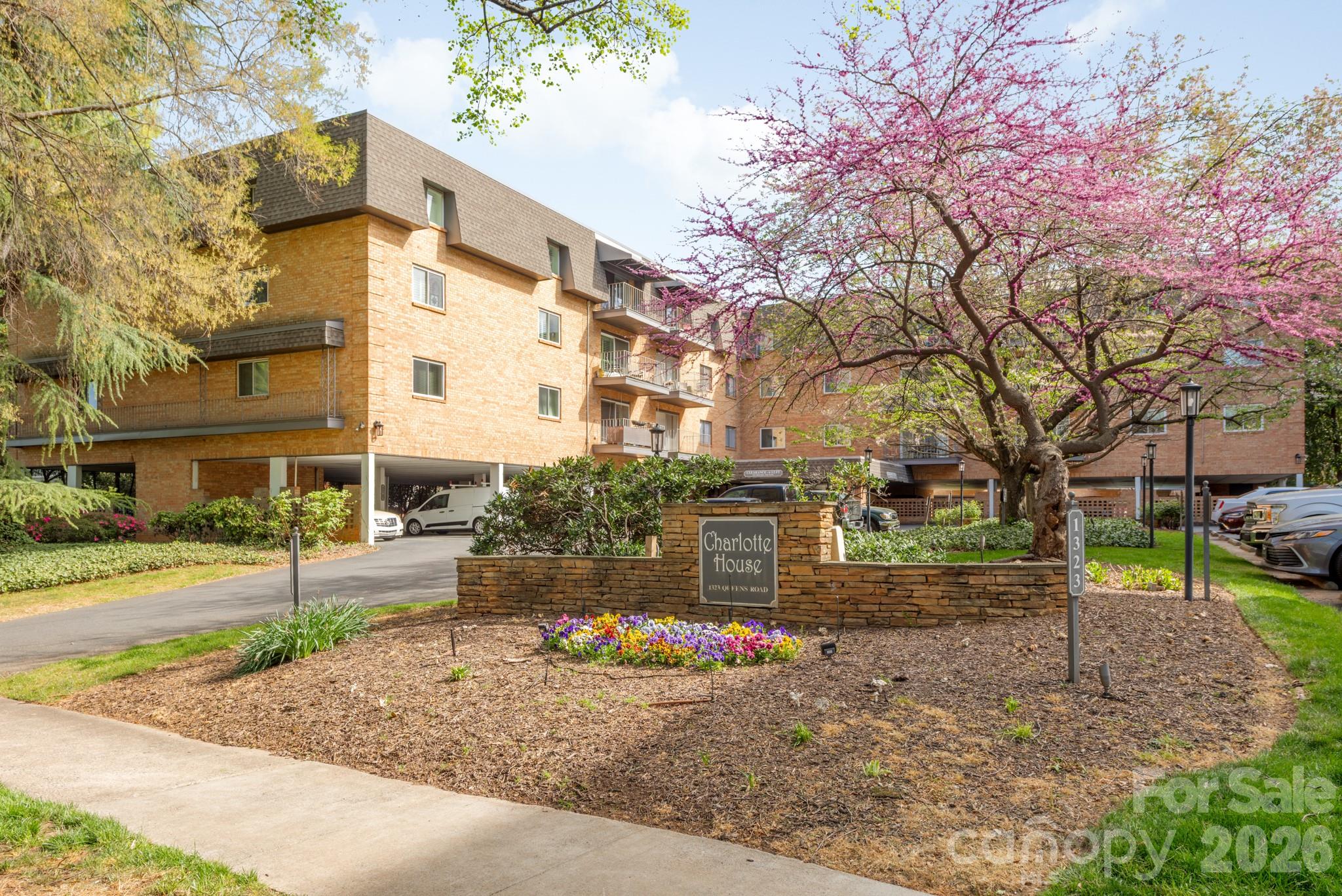 Myers Park - Residential