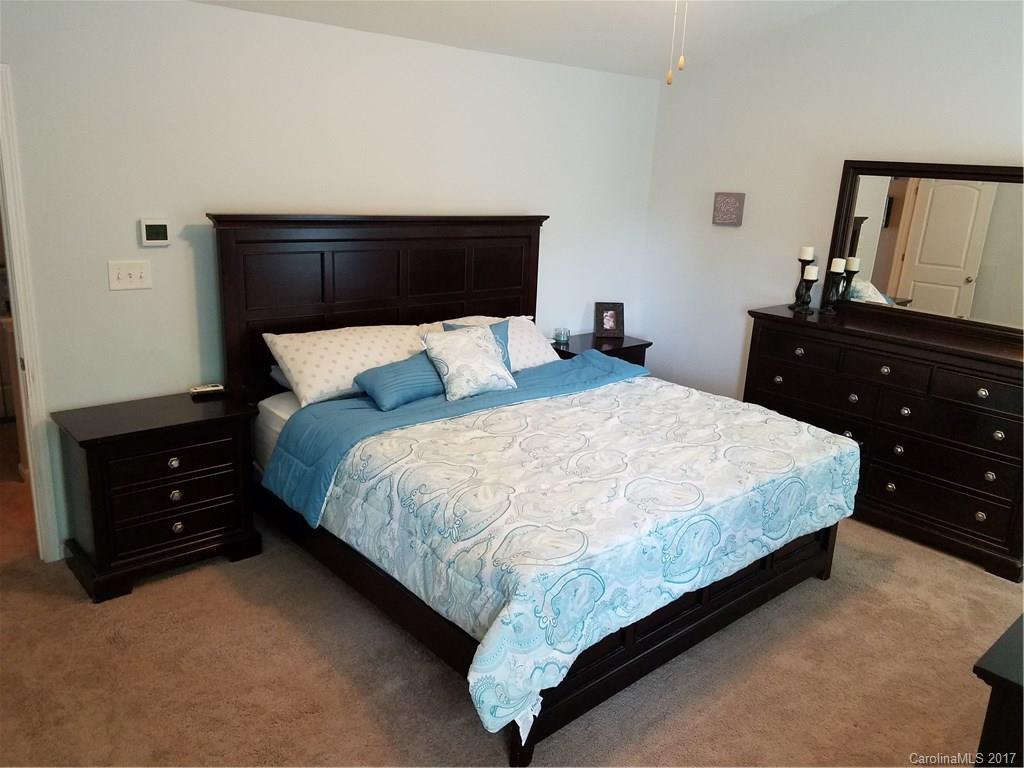 English Trails - Residential