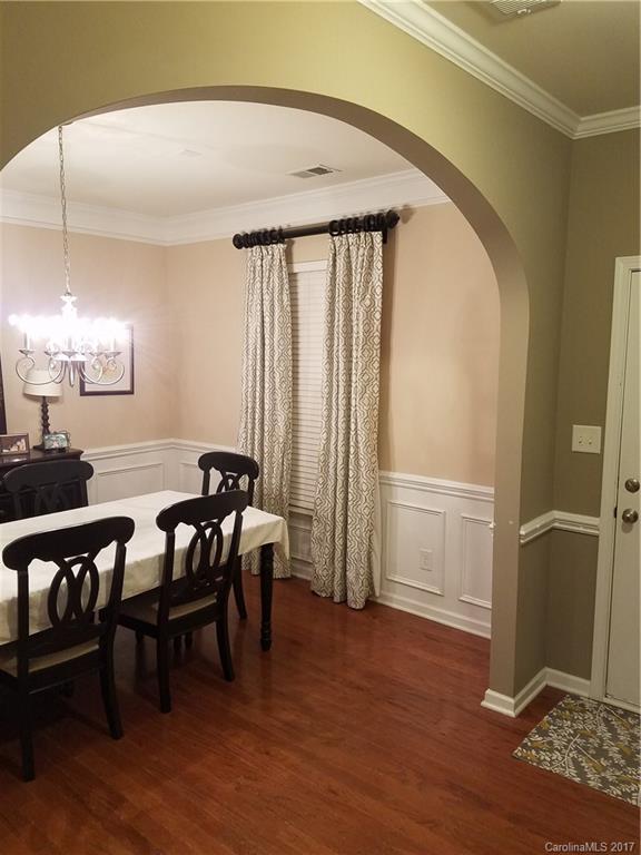 English Trails - Residential