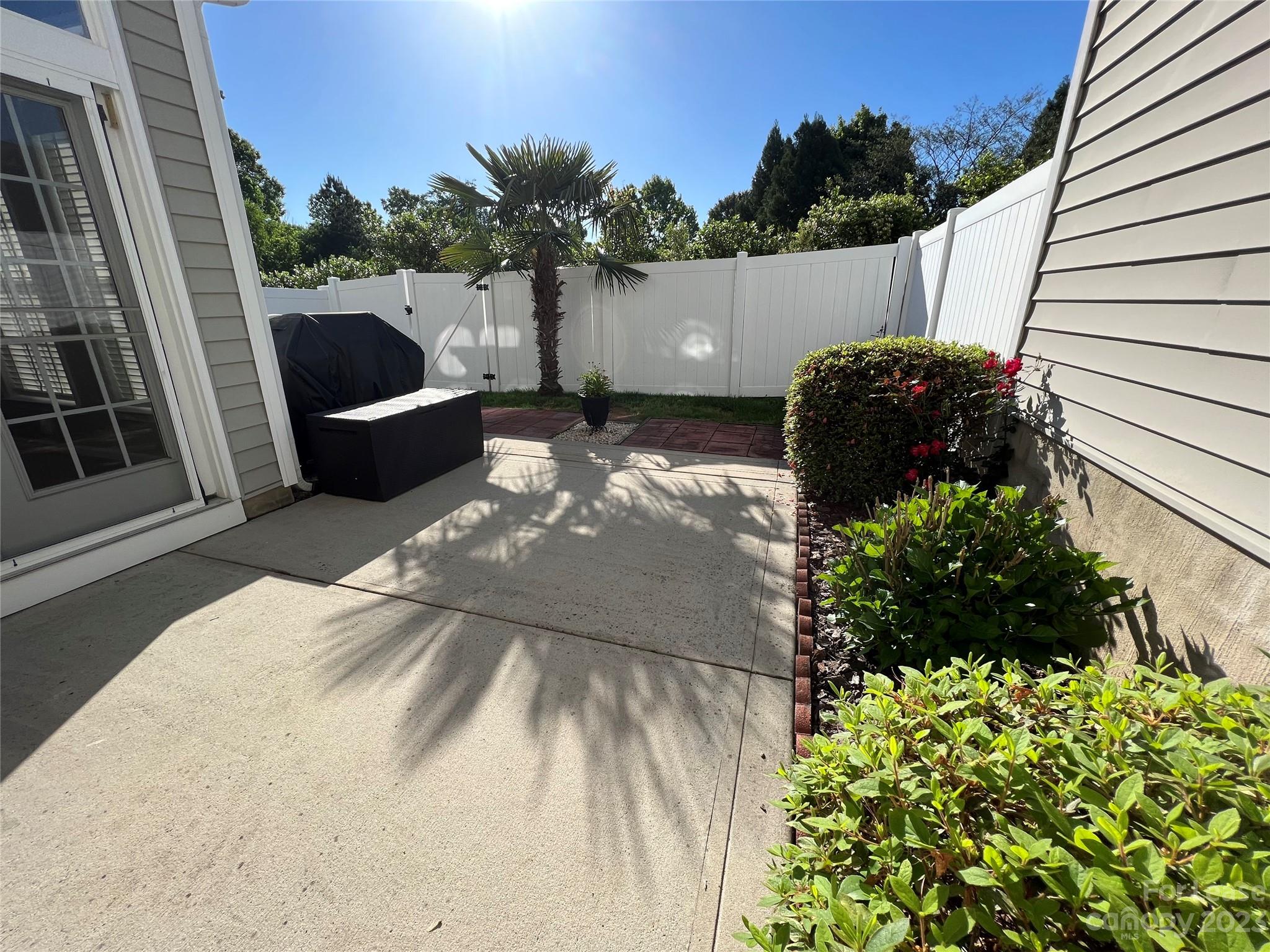 Glen Laurel - Residential Lease