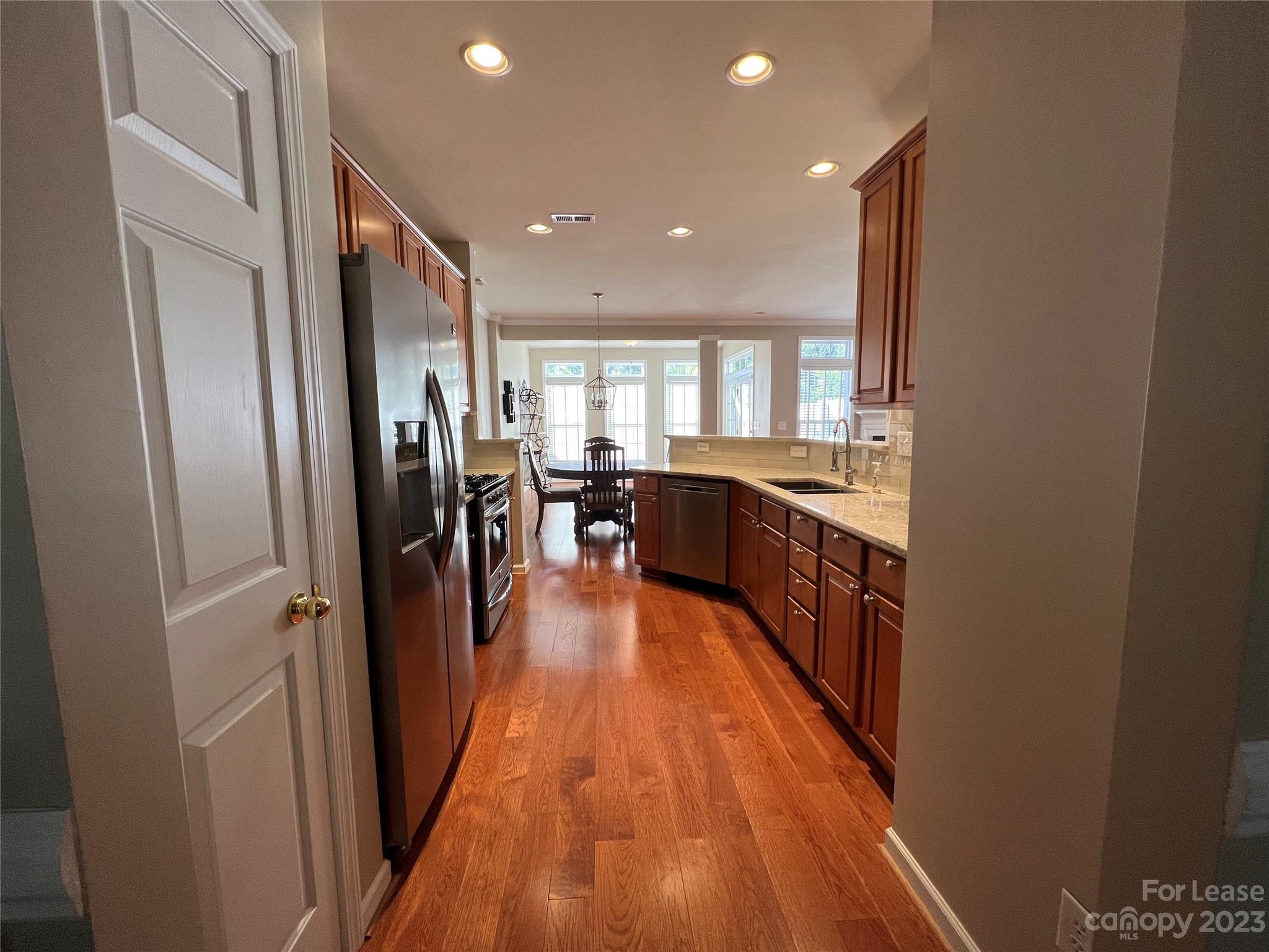 Glen Laurel - Residential Lease