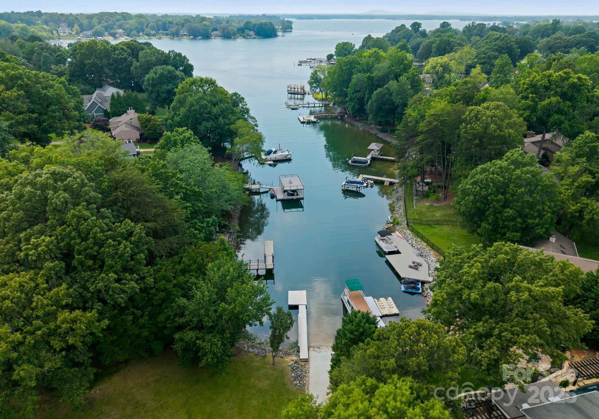 Rockridge Shores - Residential