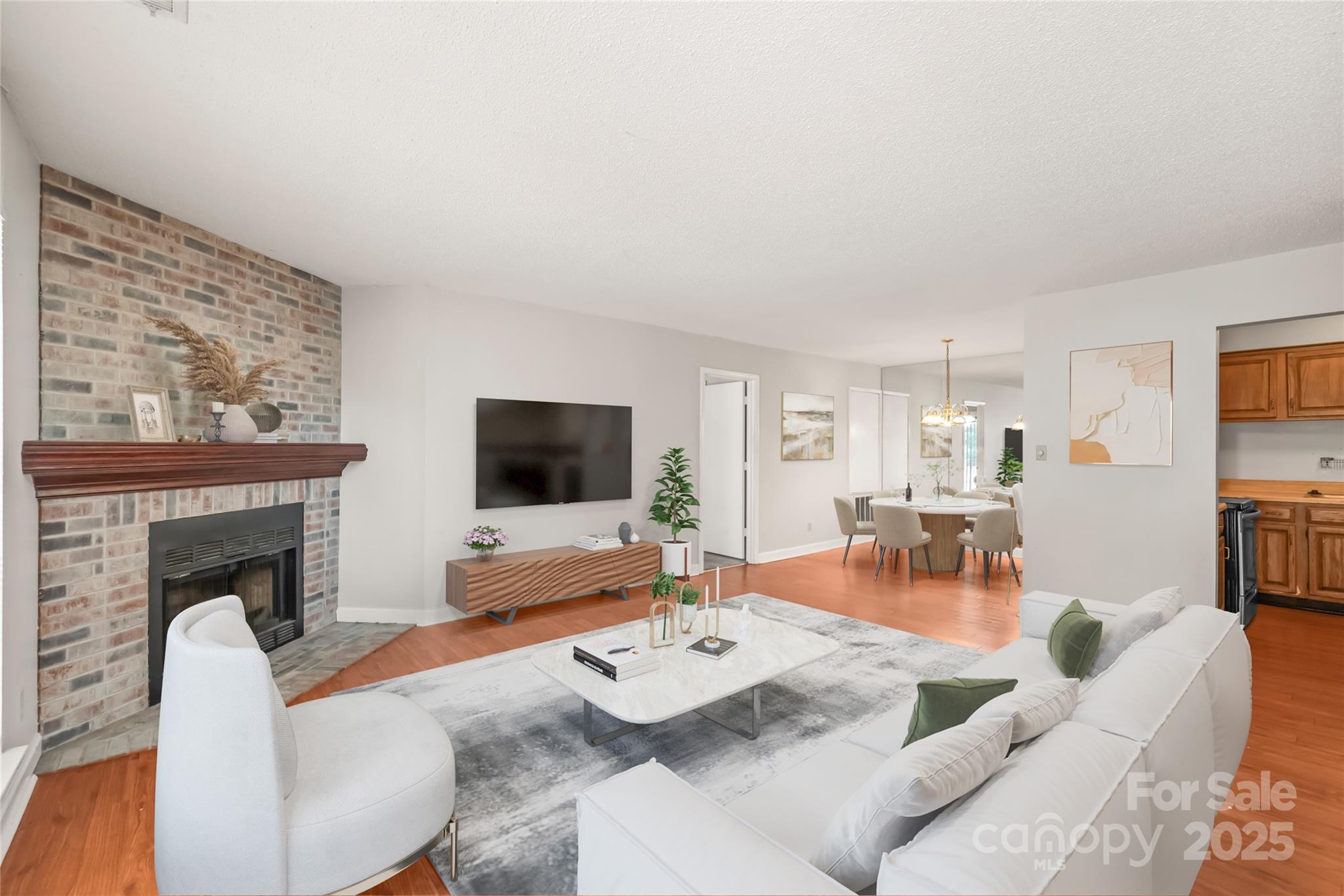 1612 Sharon Road W 70