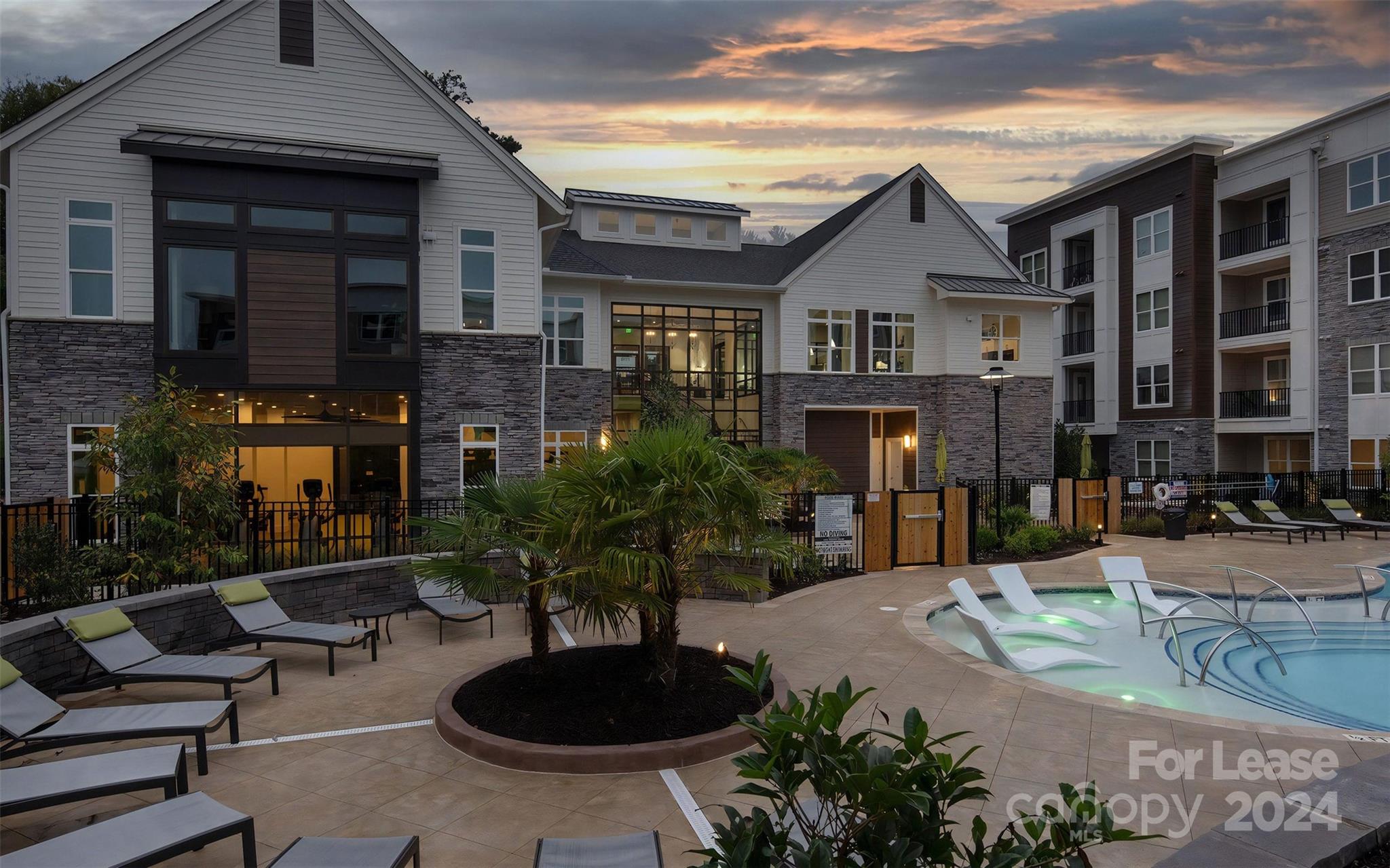 Charlotte, North Carolina 28262, United States, 1 Bedroom Bedrooms, ,1 BathroomBathrooms,Residential,Active,39033