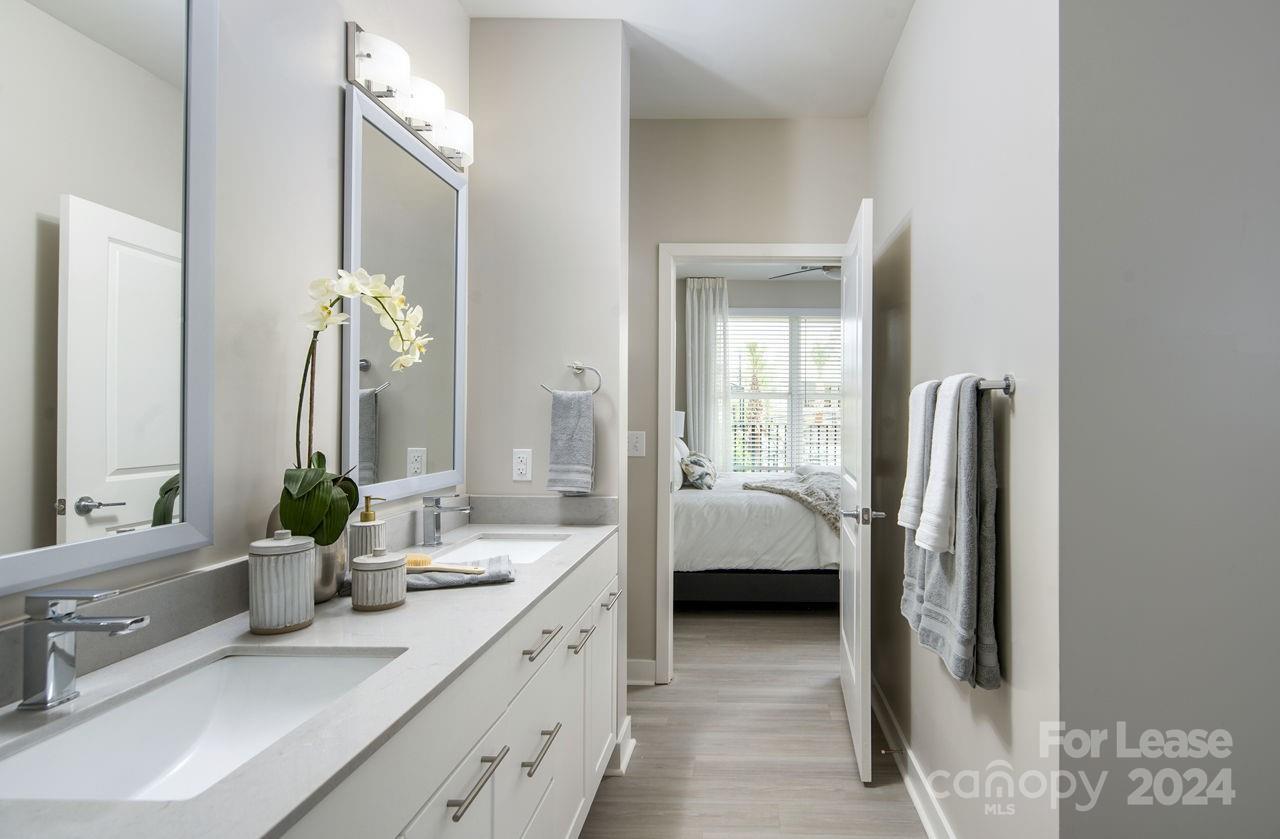 Charlotte, North Carolina 28262, United States, 1 Bedroom Bedrooms, ,1 BathroomBathrooms,Residential,Active,39033