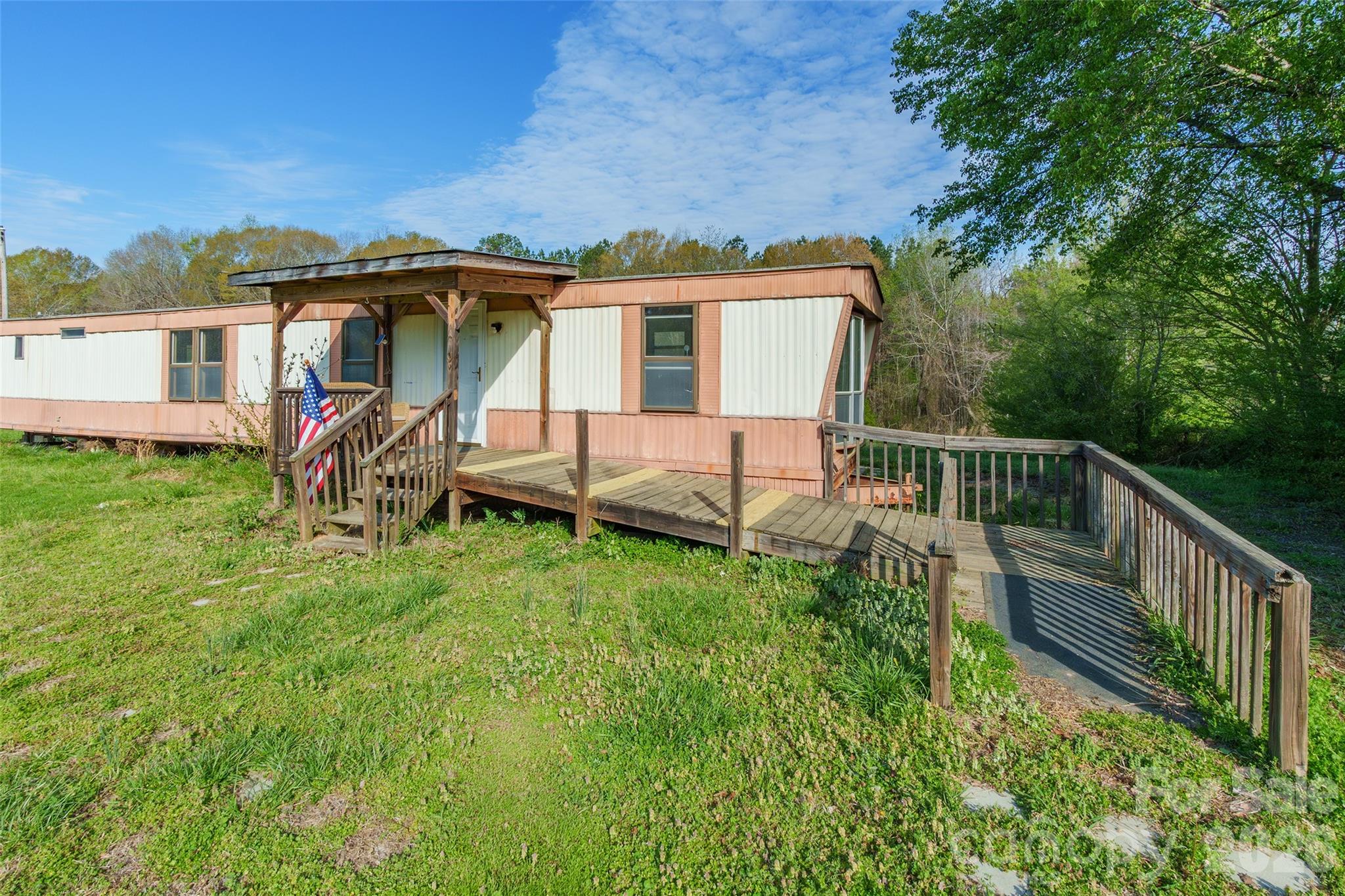 116 Twisted Oak Lane