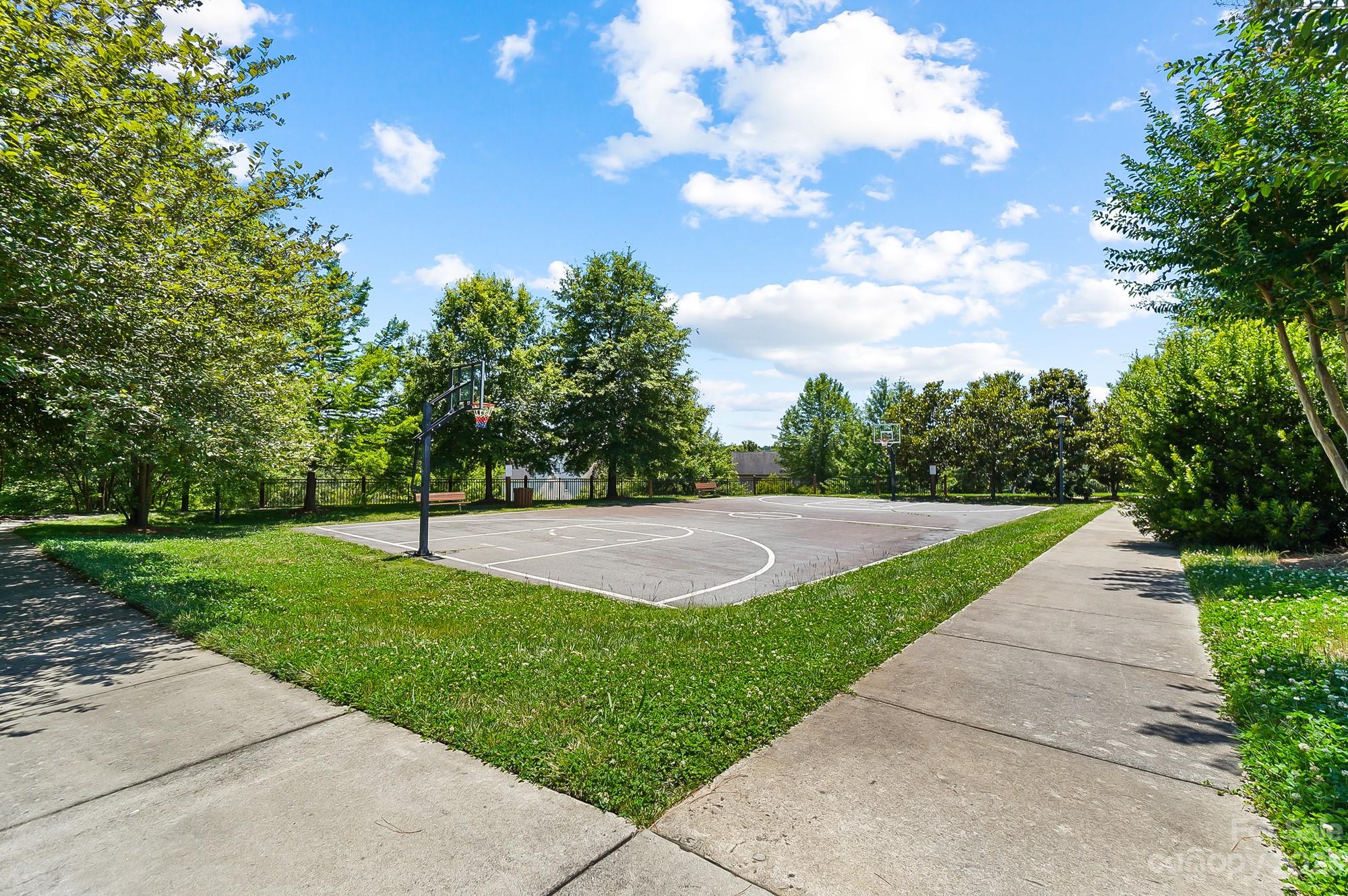 The Farm At Riverpointe - Residential