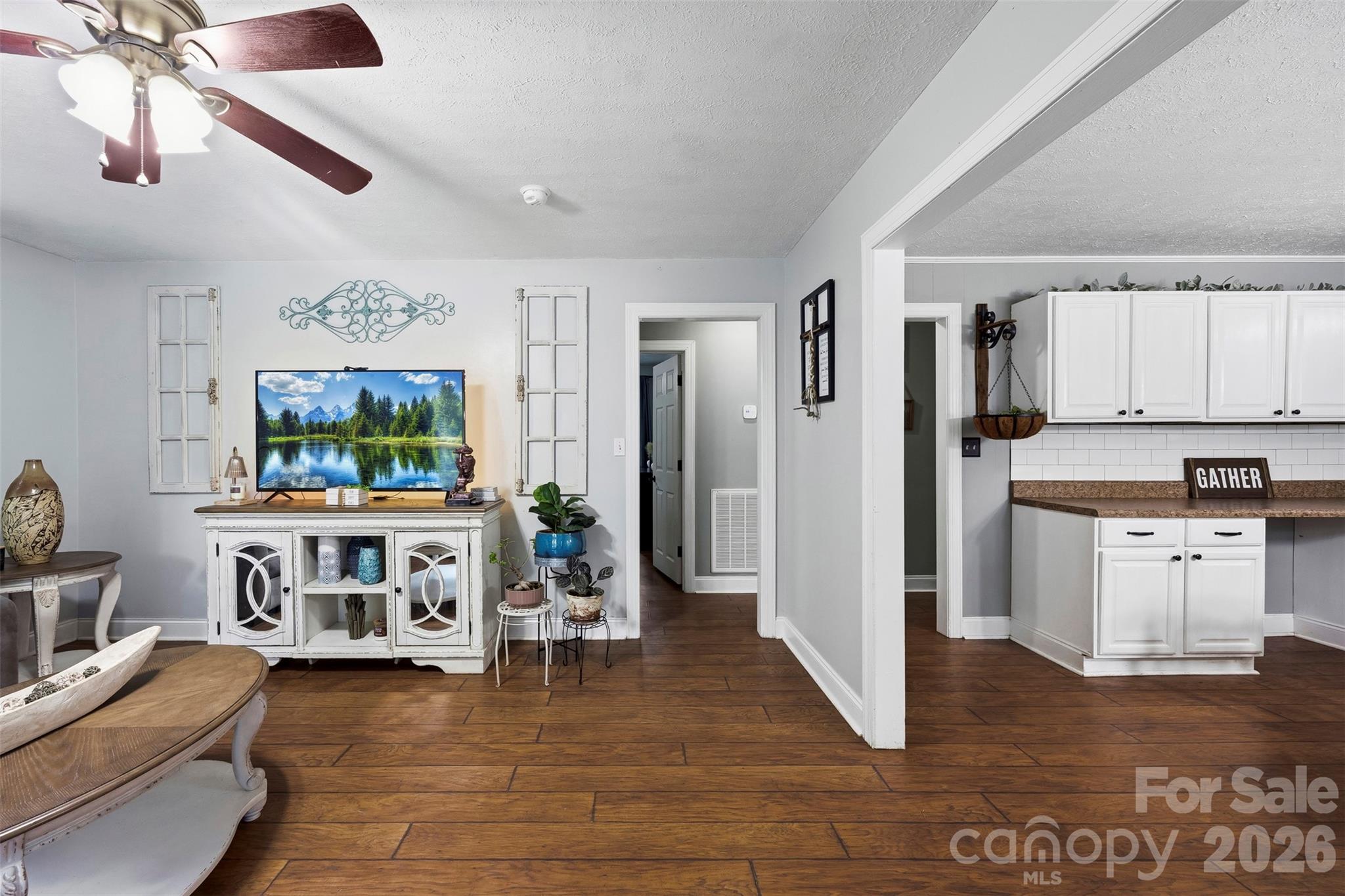 3018 Harold Court