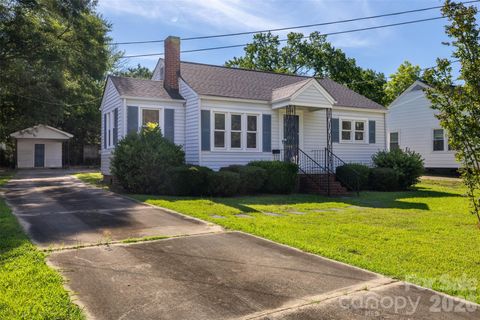 Photo of 111 Courtland Street, Chester, SC 29706 (MLS # 4397373)