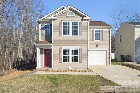 Photo of 7307 Fig Lane, Charlotte, NC 28215 (MLS # 4332448)