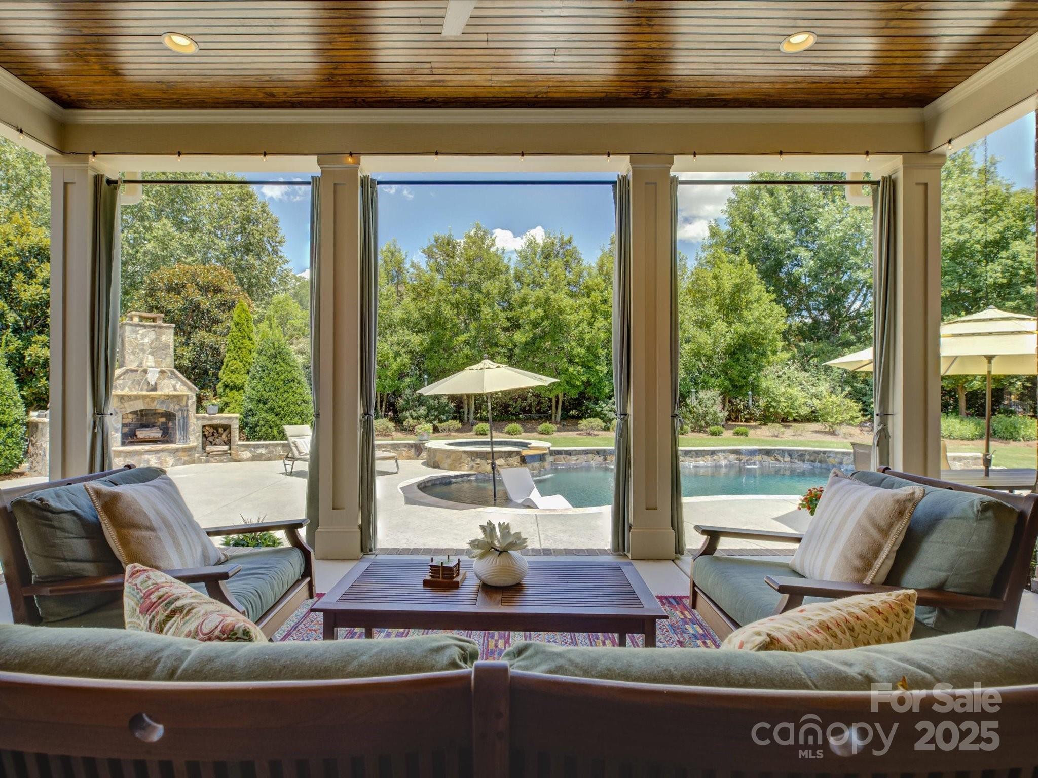 Longbrooke - Residential