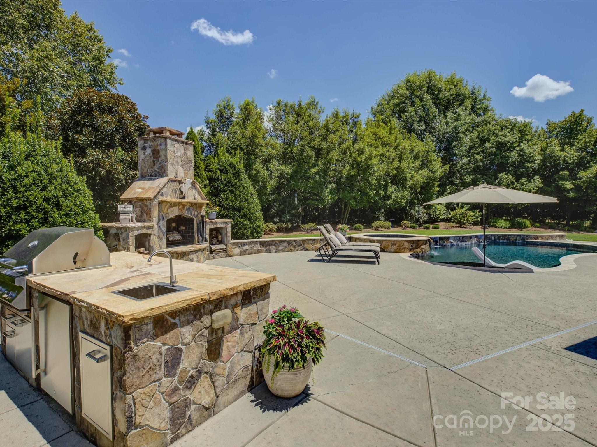 Longbrooke - Residential