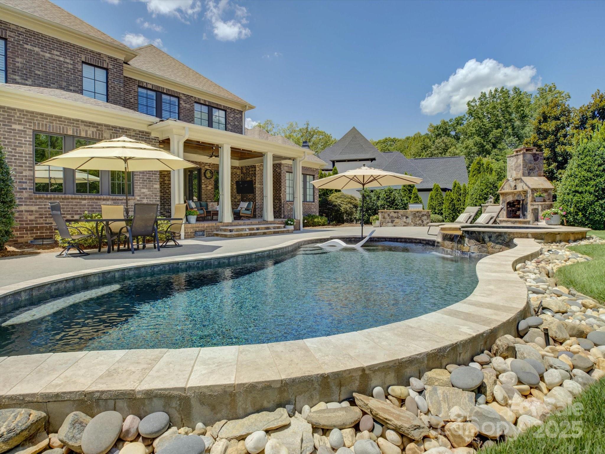 Longbrooke - Residential