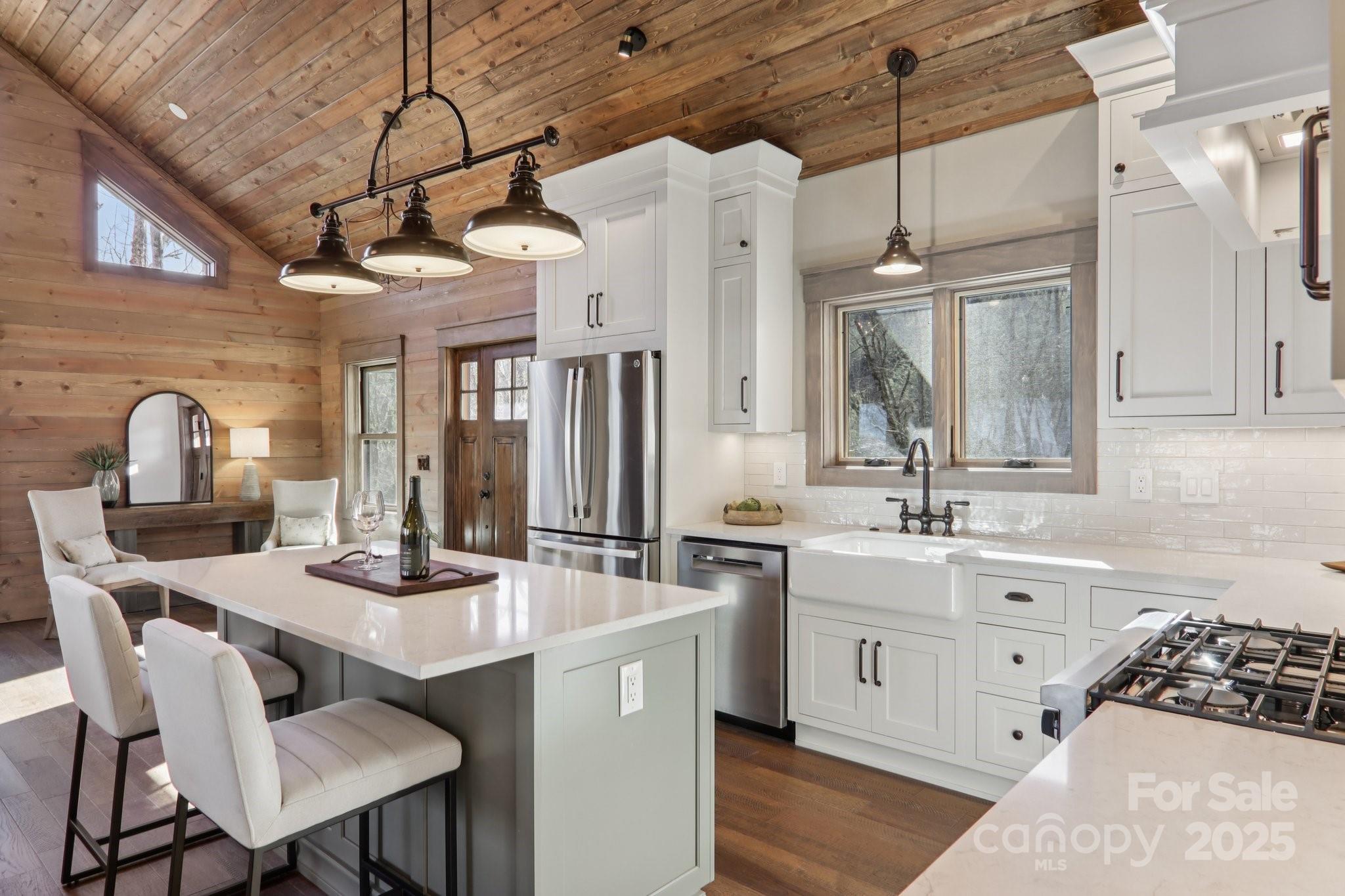 Smoky Mountain Retreat at Eagles Nest - Residential