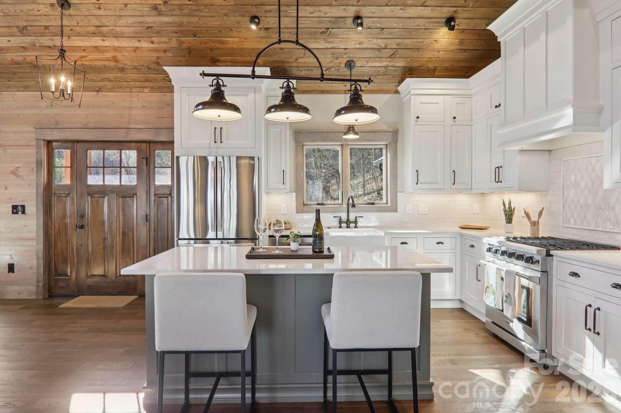 Smoky Mountain Retreat at Eagles Nest - Residential