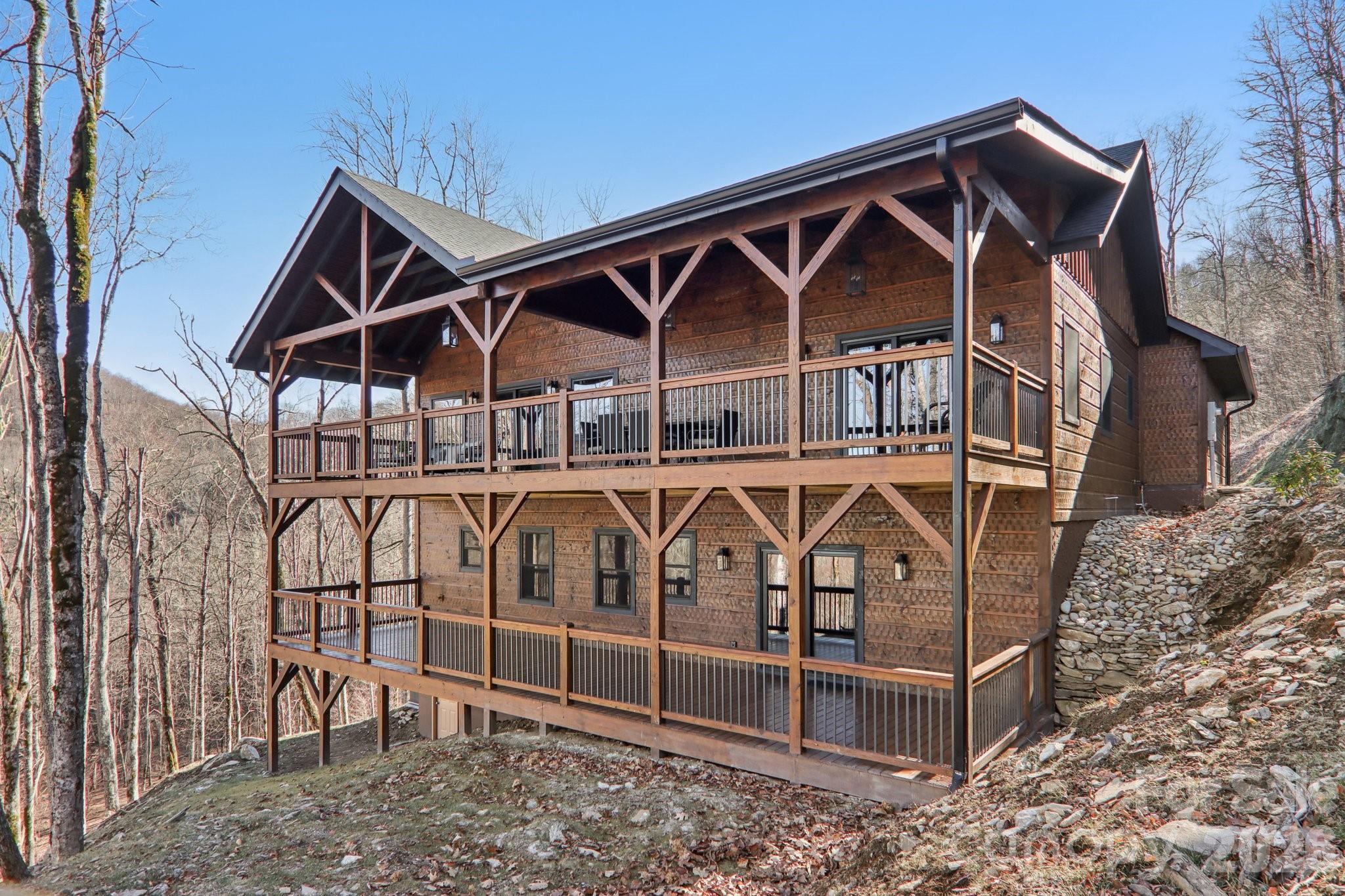 Smoky Mountain Retreat at Eagles Nest - Residential