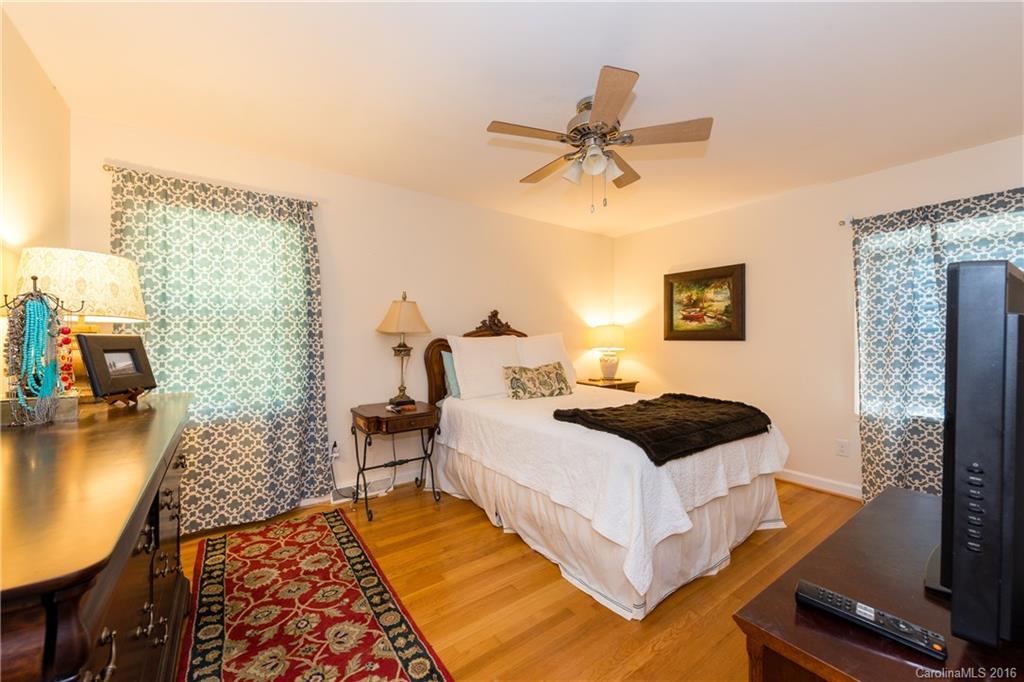 Lansdowne - Residential