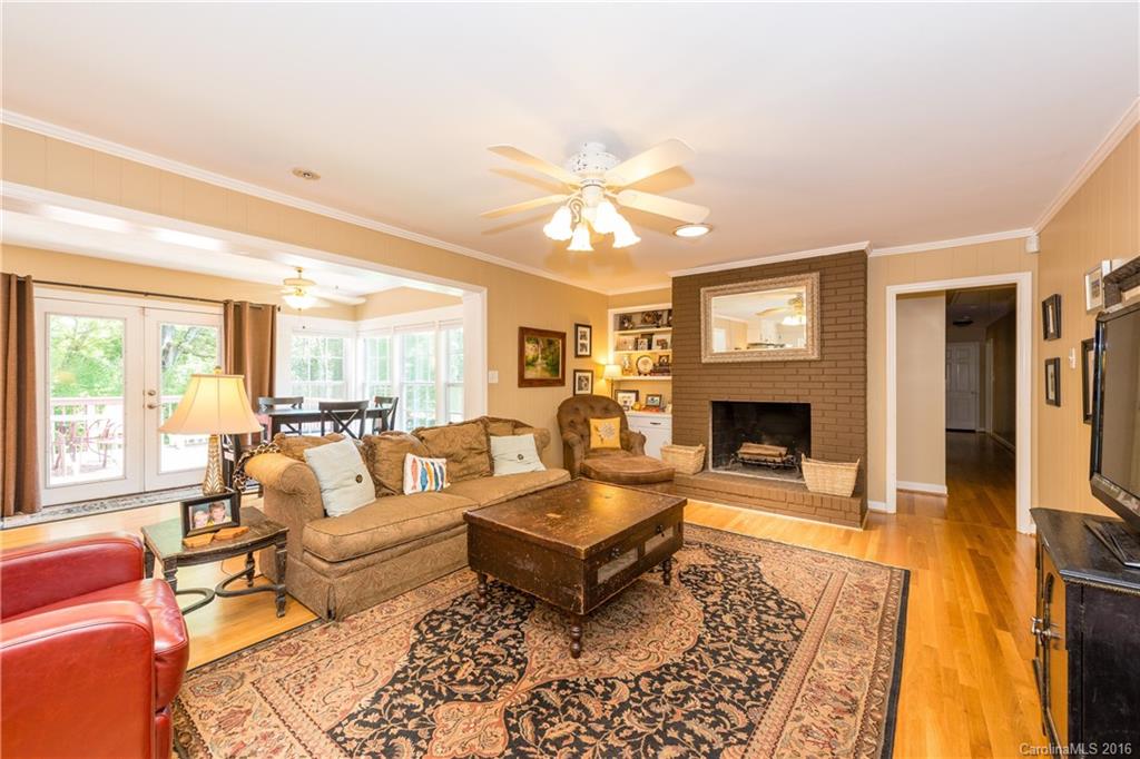 Lansdowne - Residential