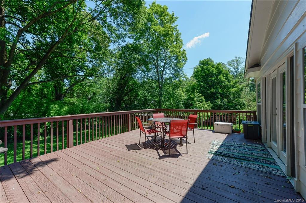 Lansdowne - Residential