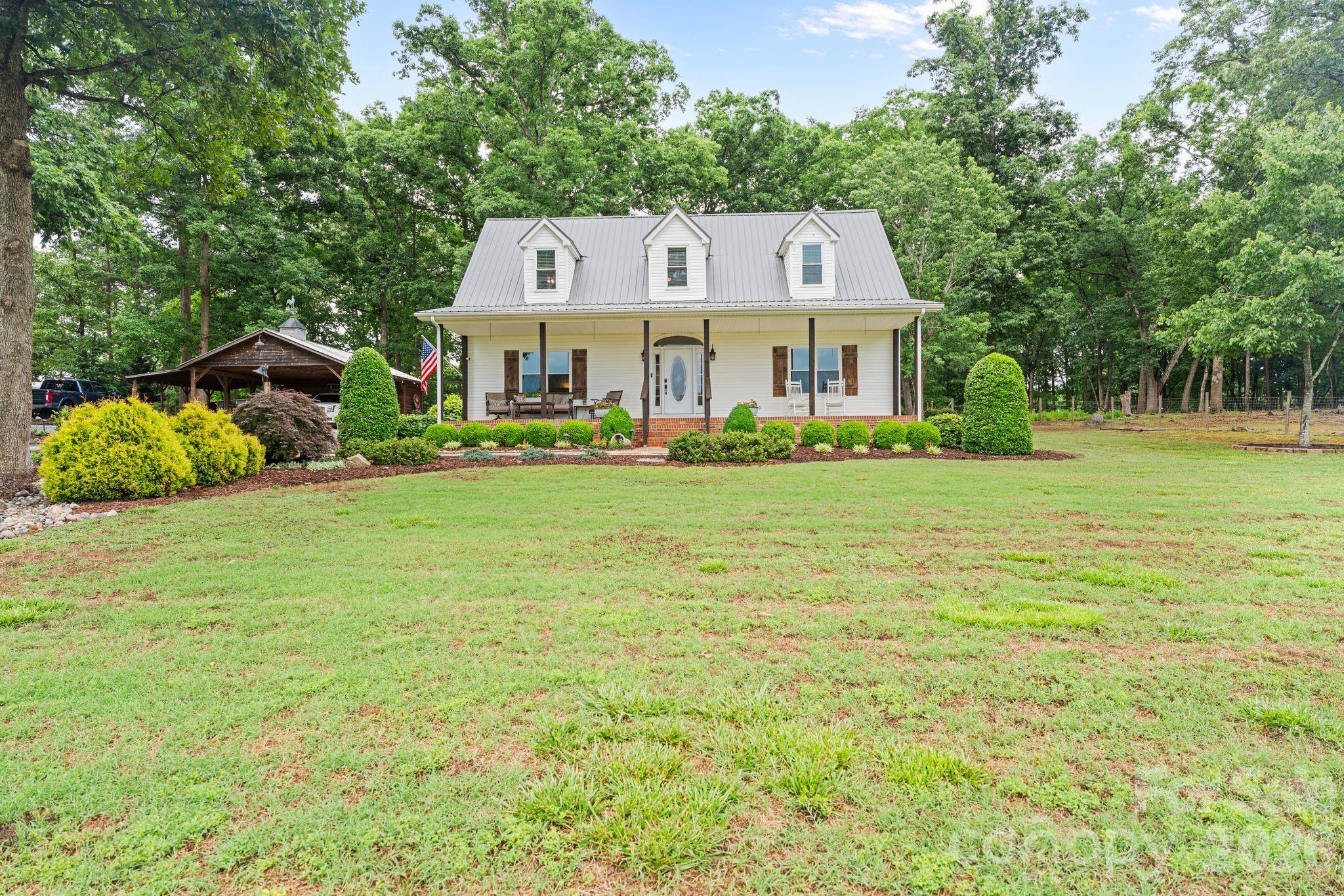 1744 Lowe Drive