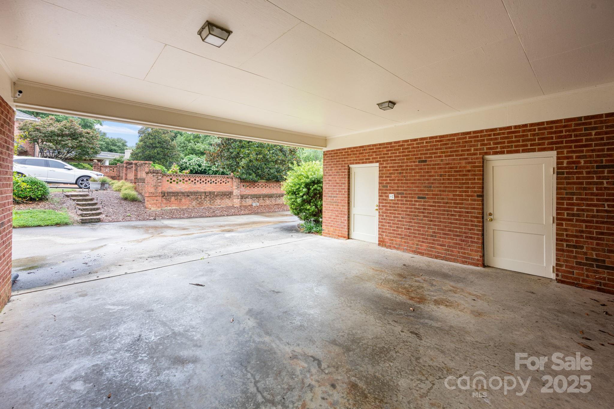 Montibello - Residential