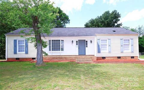 6124 Coach Hill Lane Charlotte NC 28212