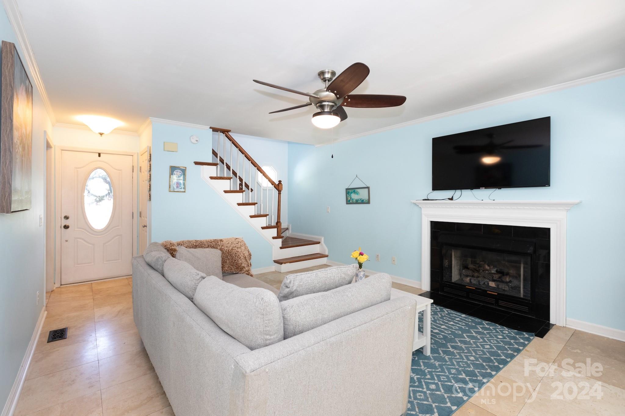 Mistletoe Ridge - Residential
