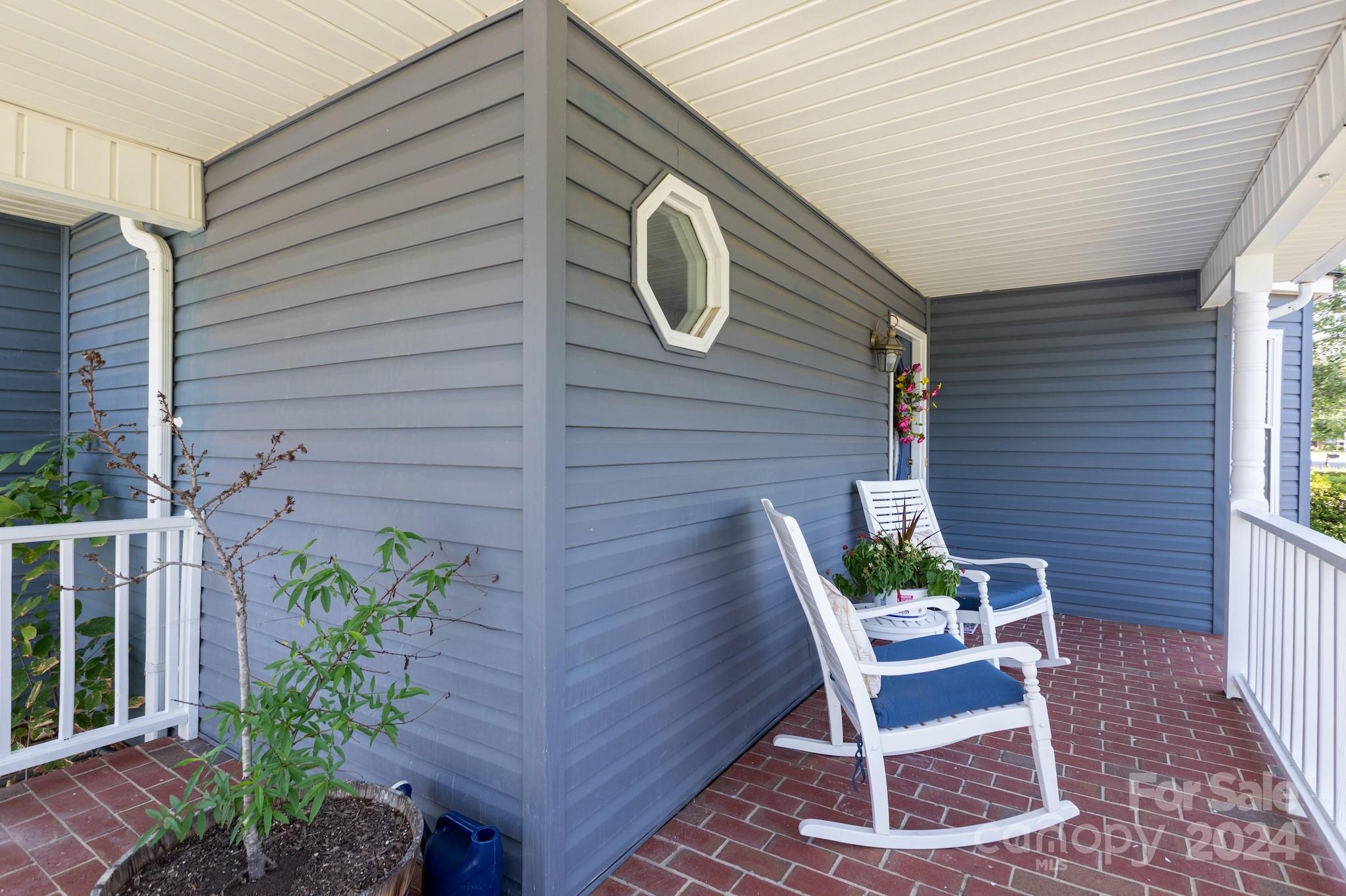 Mistletoe Ridge - Residential