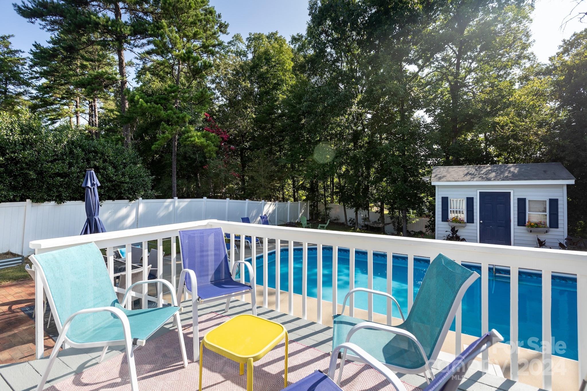 Mistletoe Ridge - Residential