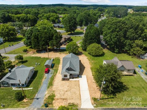 Single Family Residence in Albemarle NC 1325 Cannon Avenue 45.jpg