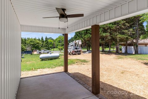 Single Family Residence in Albemarle NC 1325 Cannon Avenue 35.jpg